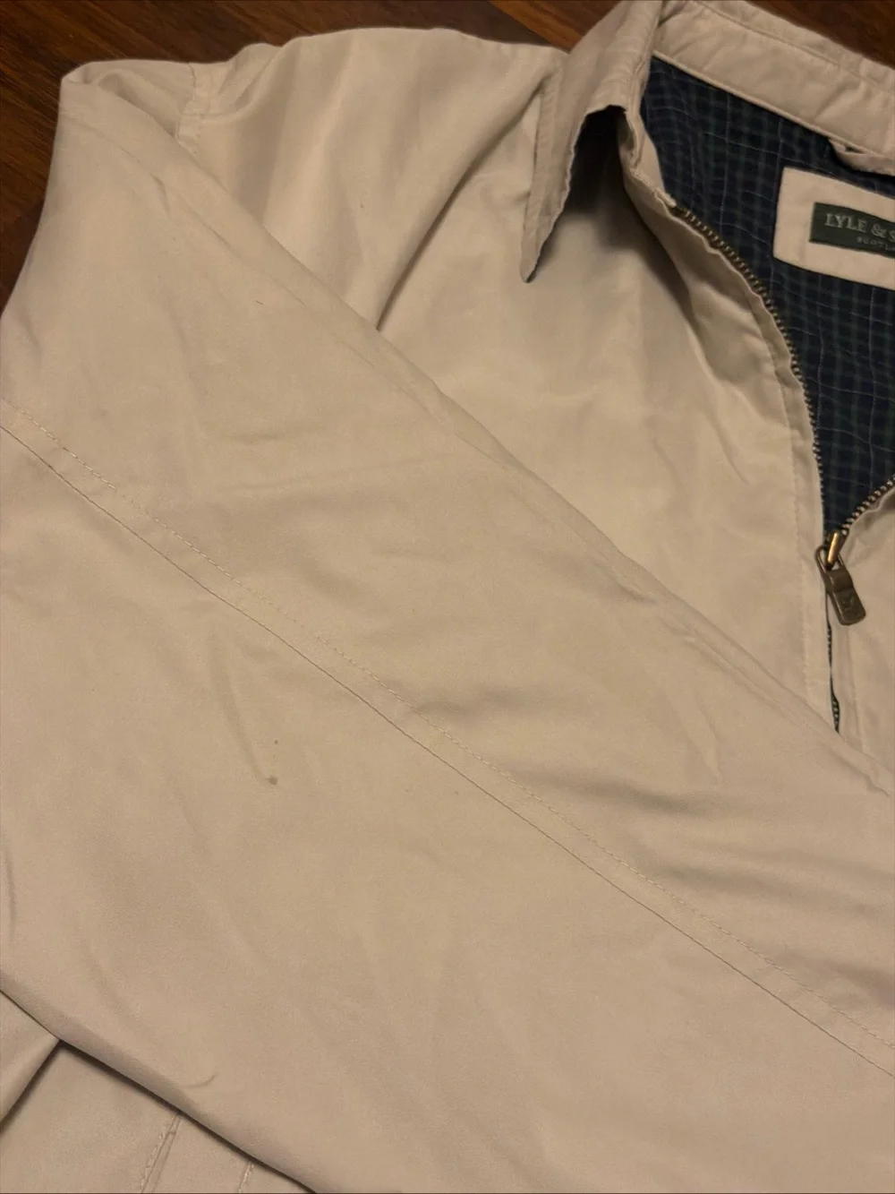Lyle & Scott light beige